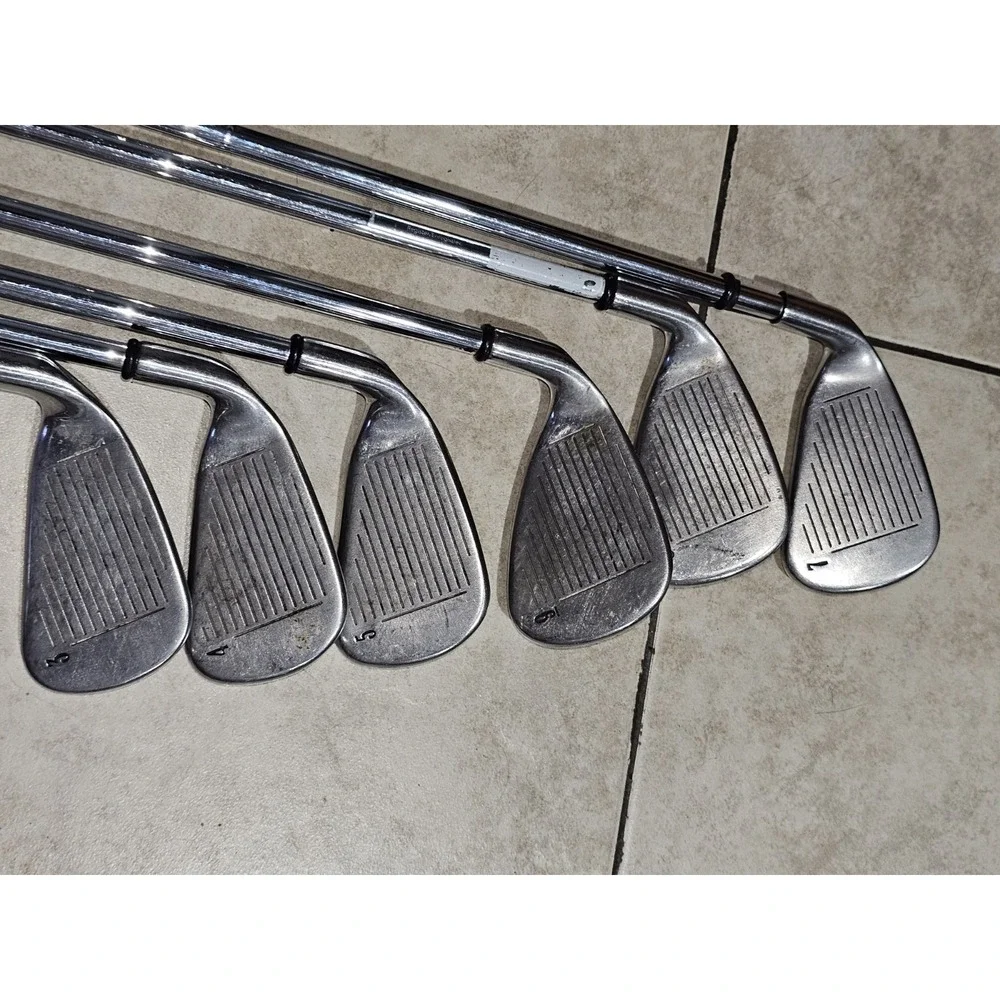 Callaway X18 Iron Set 4-pw With Uniflex With Good Grips 6 Clubs